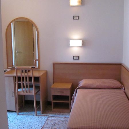Albergo Moretti Senigallia Zewnętrze zdjęcie