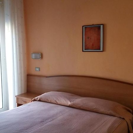 Albergo Moretti Senigallia Zewnętrze zdjęcie
