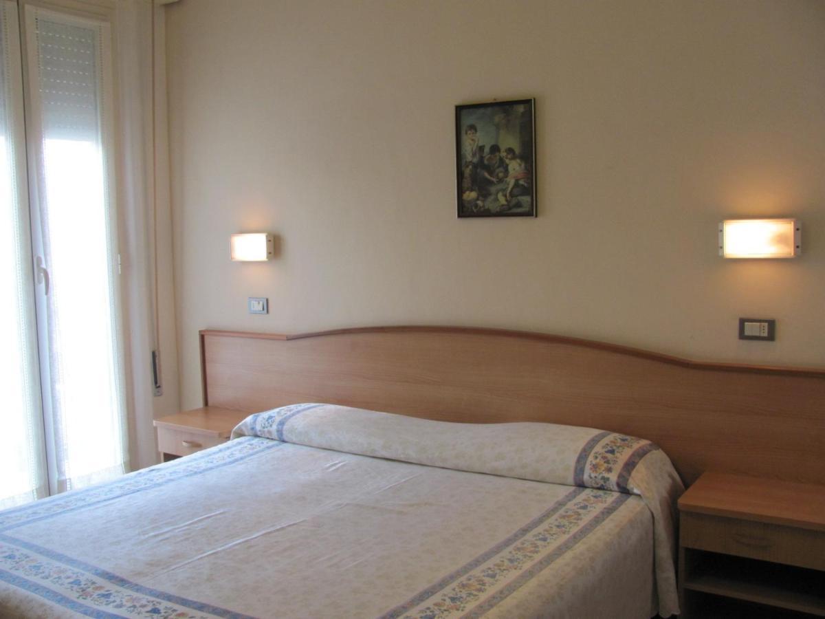 Albergo Moretti Senigallia Pokój zdjęcie
