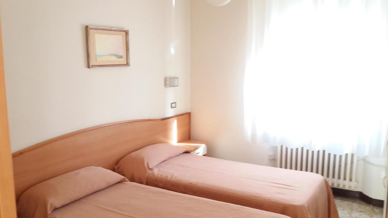 Albergo Moretti Senigallia Zewnętrze zdjęcie